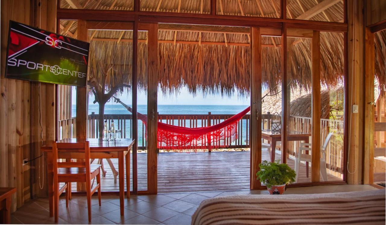 Hotel Punta Faro Остров Мукура Екстериор снимка